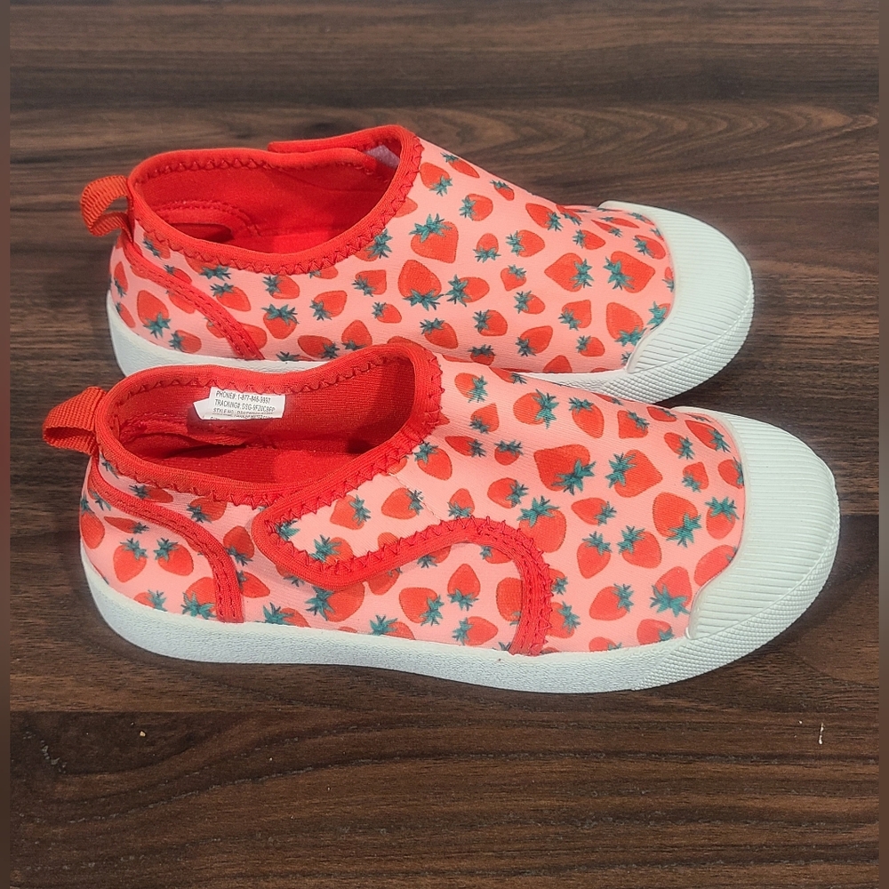 🍓Size 12 Kids Strawberry Water Shoes🍓